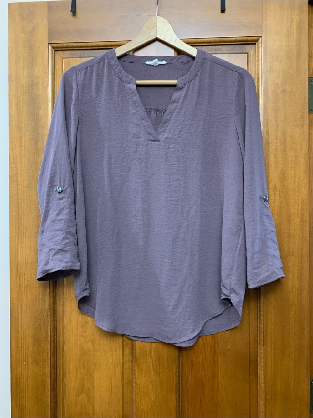 Maurices Relaxed V-Neck Roll-Sleeve Top in Mauve
